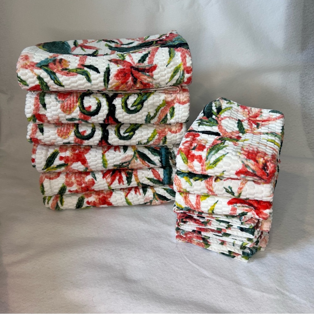 Target Opalhouse Tropical Bird bath towels & hand towels. Set of 6 each.